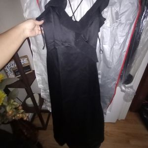 Gorgeous silky dress with sparkles